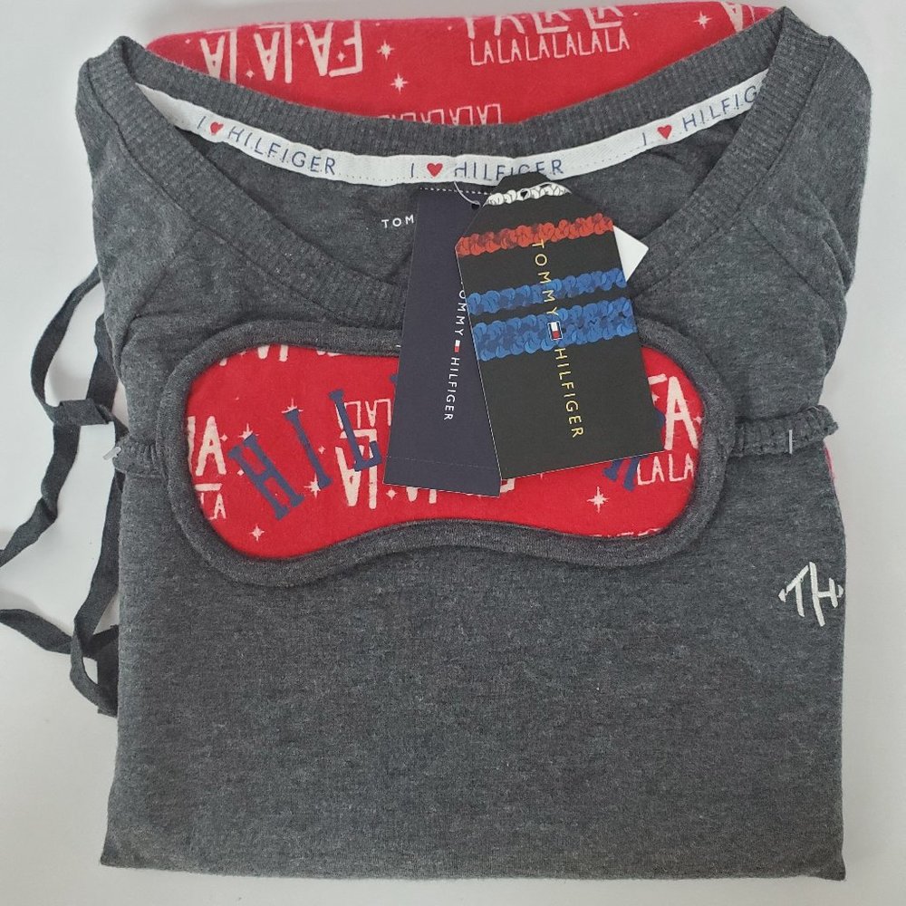 Tommy Hilfiger Christmas Pajama 3 Piece Gift Set